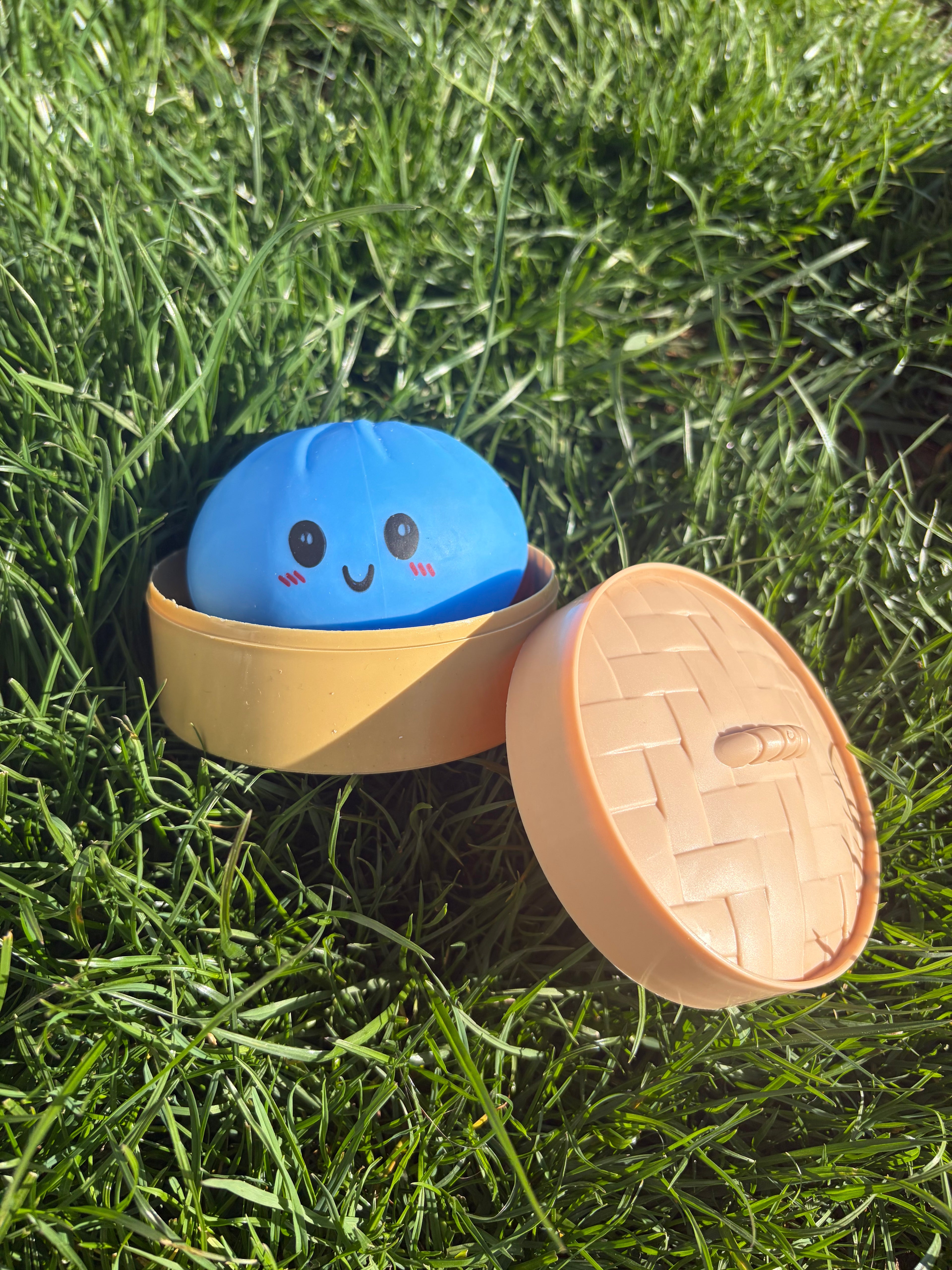 Kawaii-Squishy im Körbchen