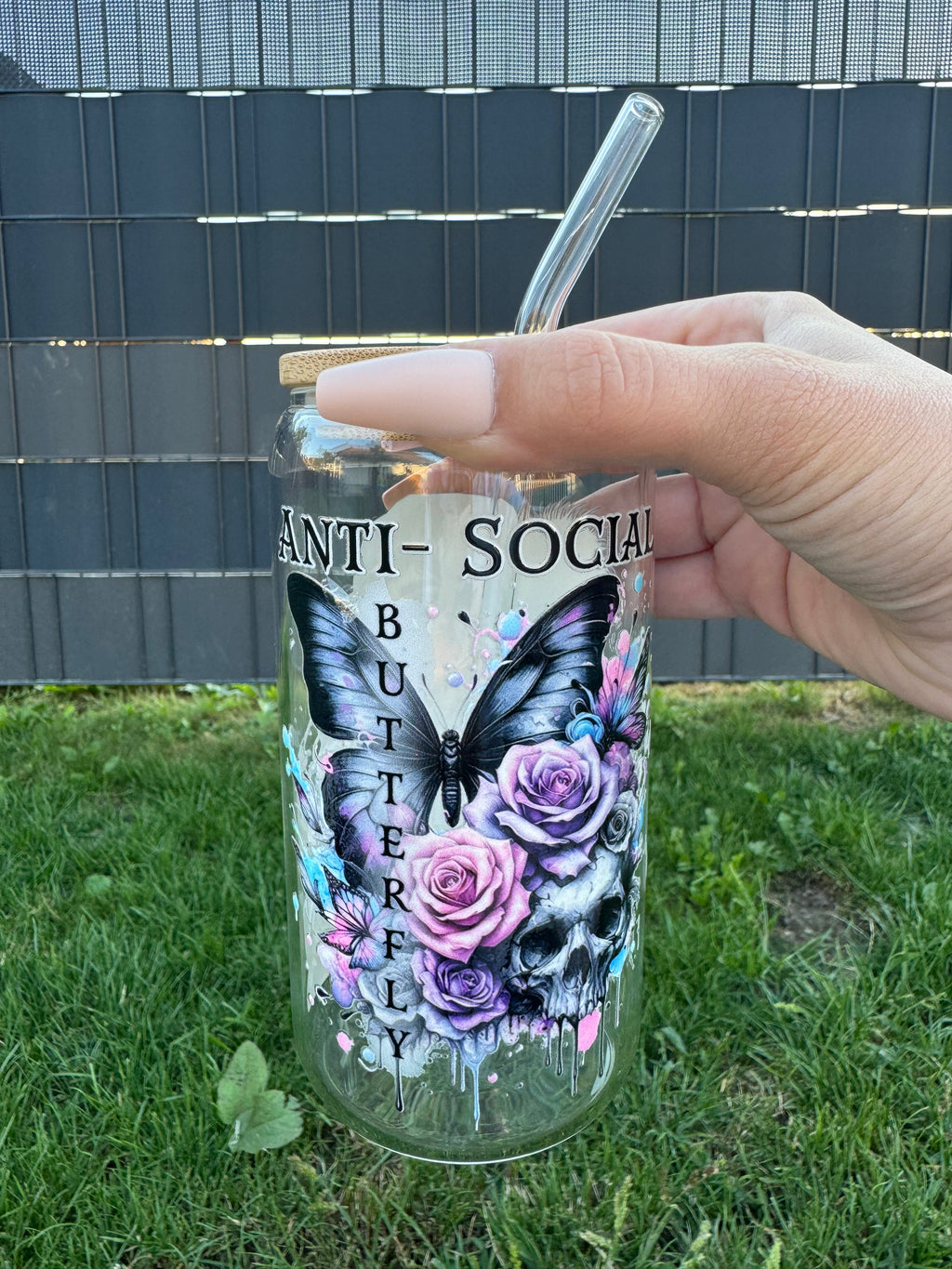 Anti-Sozial Butterfly