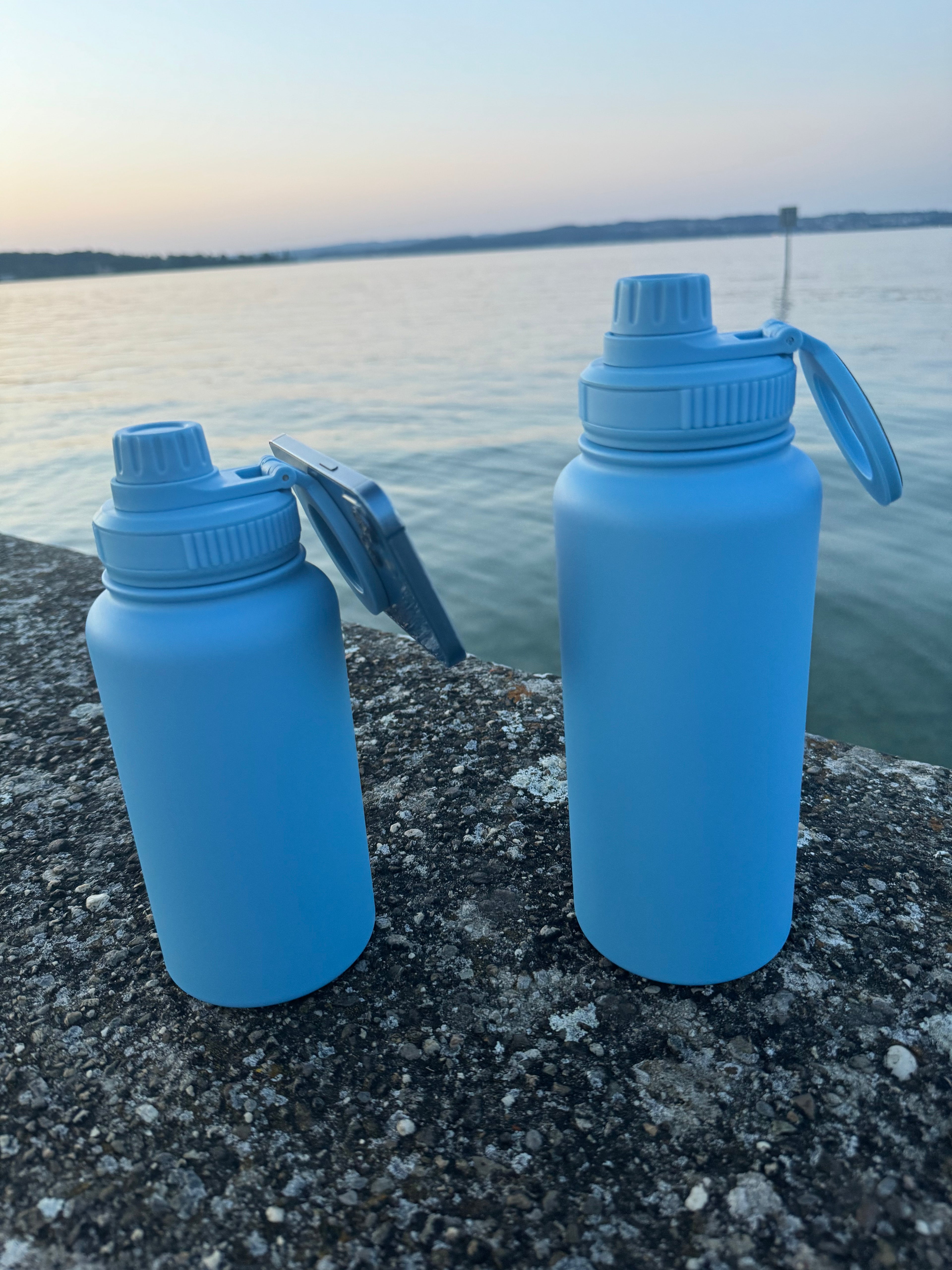 Trinkflasche mit Handyhalterung